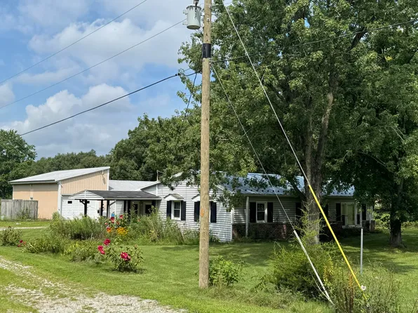 9620 N 950 W, Demotte, IN 46310