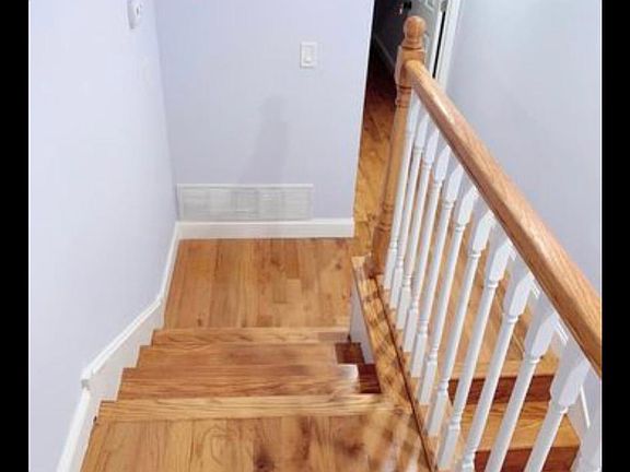 5th image of 1841 W Master St