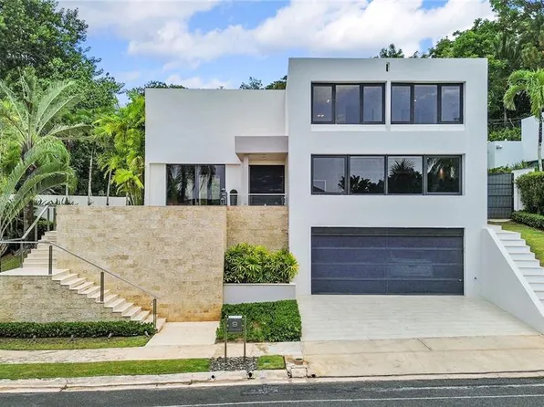 #9 Palma Real ESTANCIAS DE TORRIMAR, GUAYNABO, PR 00966