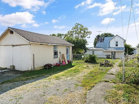 4th image of 802 N 9th St