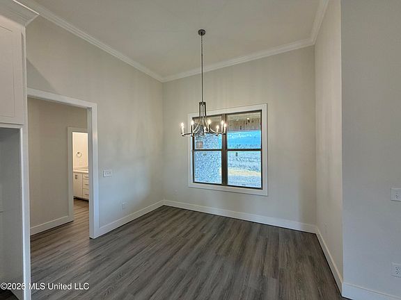 5th image of 1106 Old Court Xing