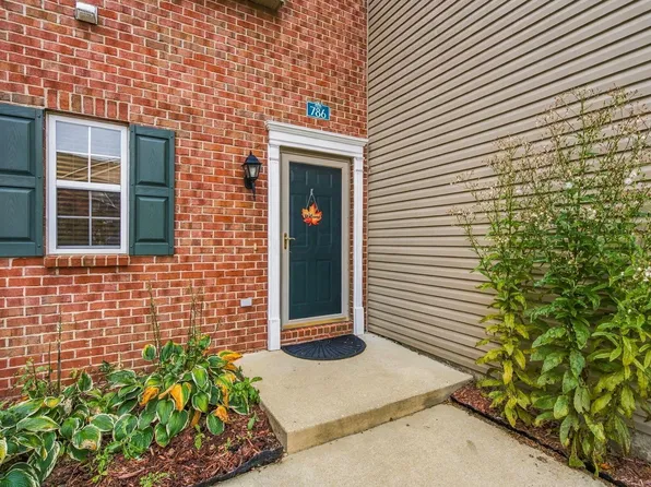 786 Spring Valley Dr, Lewis Center, OH 43035