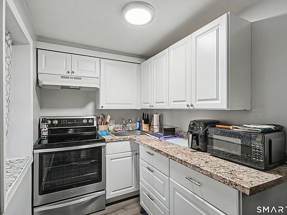 3rd image of 219 South Orchard Street