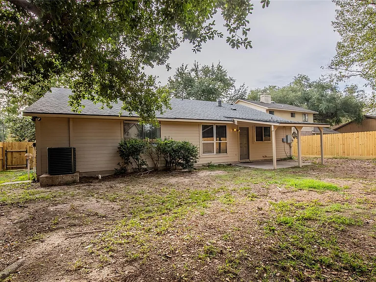 3919 Wintergreen Dr — Photo 14