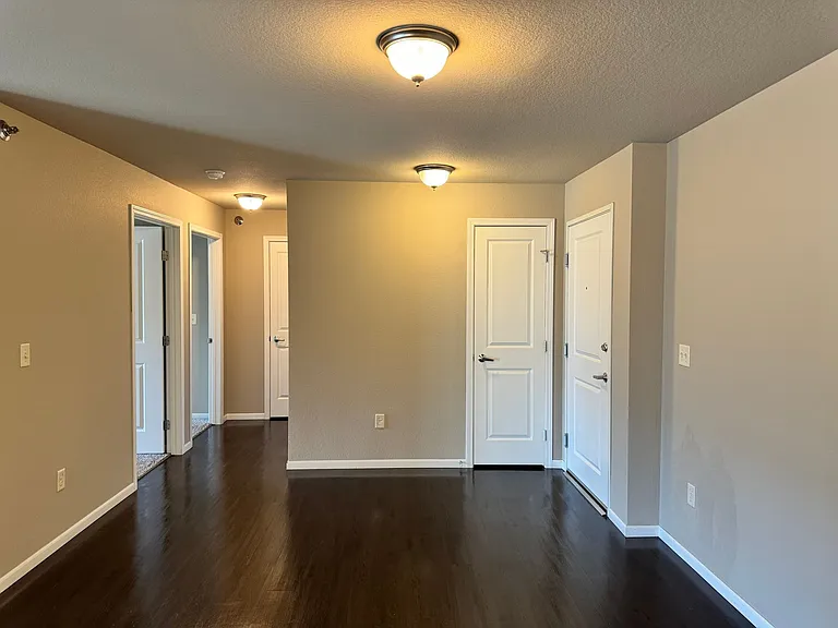 Aspen Trail Apartments — Photo 17