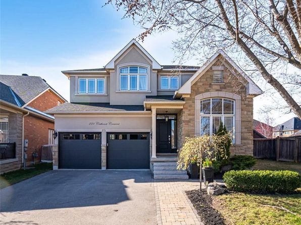 221 Cathcart Cres, Milton, ON L9T 7P2