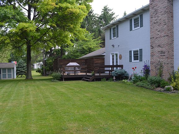 2nd image of 1216 Vista Dr