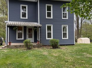 372 Hillsdale St, Hillsdale, MI 49242