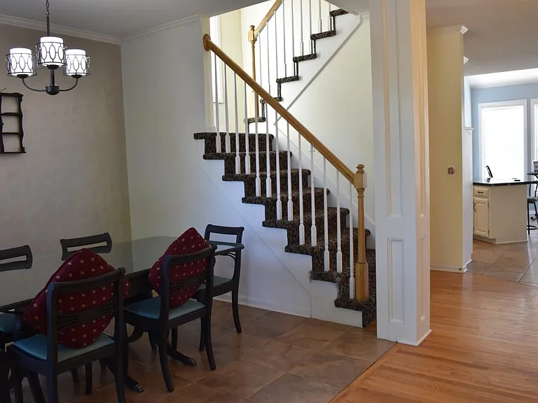 14306 S Summit Ct — Photo 37