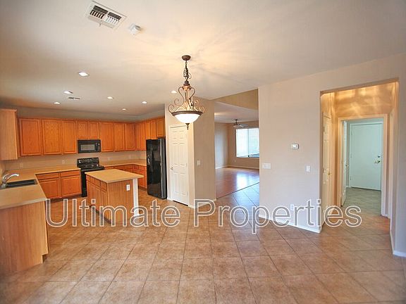 5th image of 16816 N 40th Dr