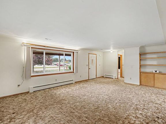 3rd image of 2101 Union St