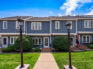 8 Turning Mill Ln #8, Quincy, MA 02169