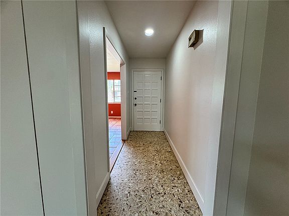 3rd image of 460 Palmetto St
