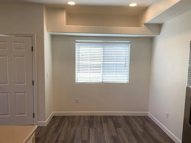 424 Pine Haven St — Photo 5