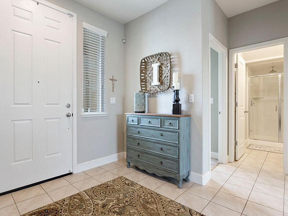 5th image of 2357 Madison Pl