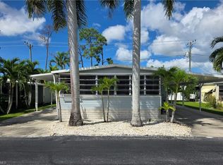 9 Navajo TRL, NAPLES, FL 34113