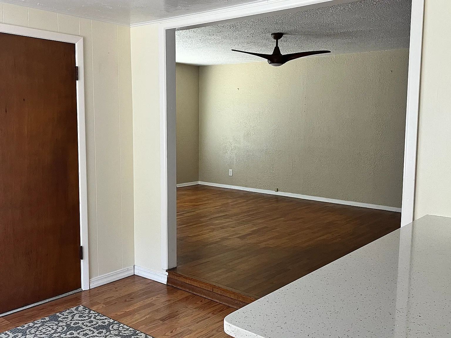 1 bed, 900 sqft, $1,650 — Photo 4