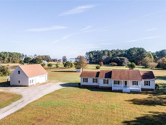 2nd image of 107 Old Matthews Ln