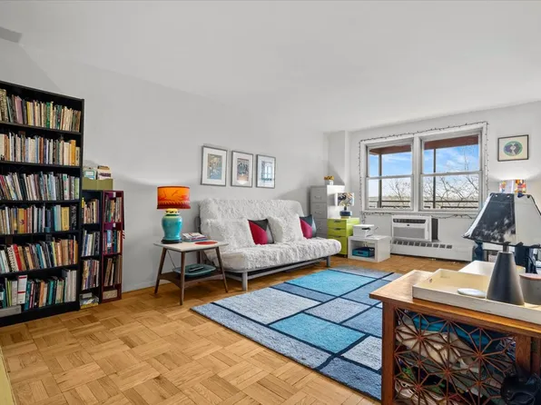 5550 Fieldston Road image 4 of 28