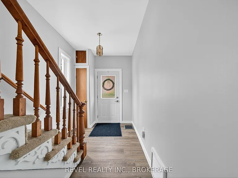 38 Bennett St — Photo 10