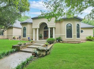 26150 Crown Ranch Blvd, Montgomery, TX 77316