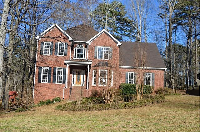 1st image of 320 Northcrest Dr