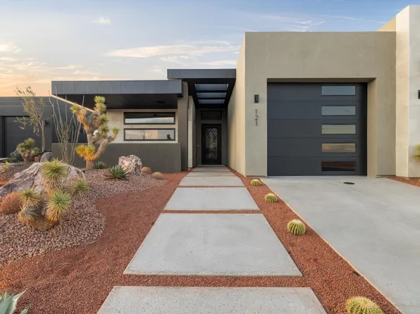 121 E Terrace Ln, Ivins, UT 84738