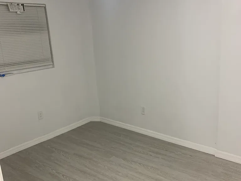 22211 Hernando Ave — Photo 10
