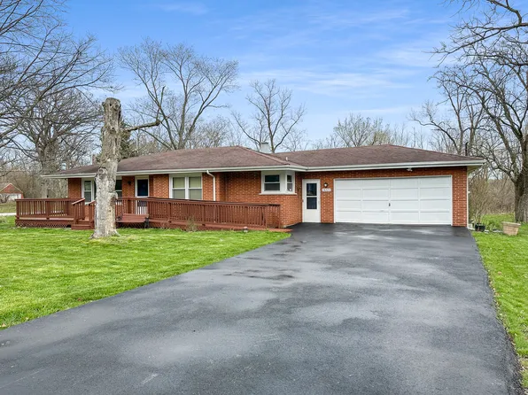 24223 S Meadowood Ln, Crete, IL 60417