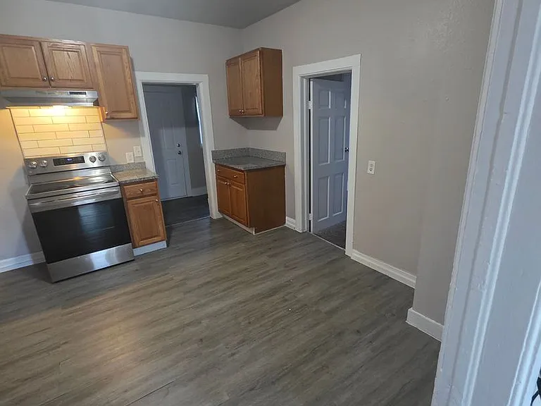 Knight Apartments and Sunlight Townhomes - located in historic downtown Greeley! — Photo 79