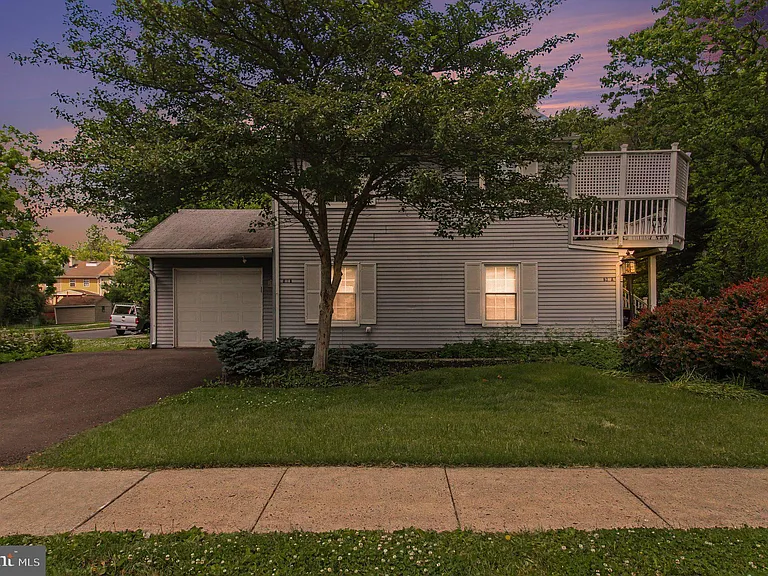 831 Jackson St #A — Photo 1