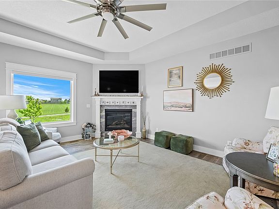 5th image of 503 NE Brookridge Cir