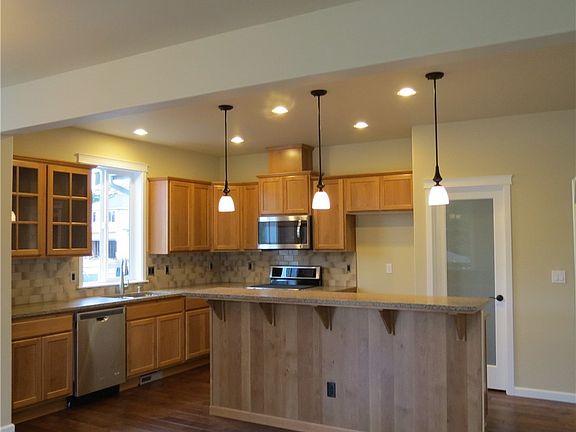 2nd image of 4034 23rd St SE