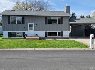 3432 9th St E, Lewiston, ID 83501