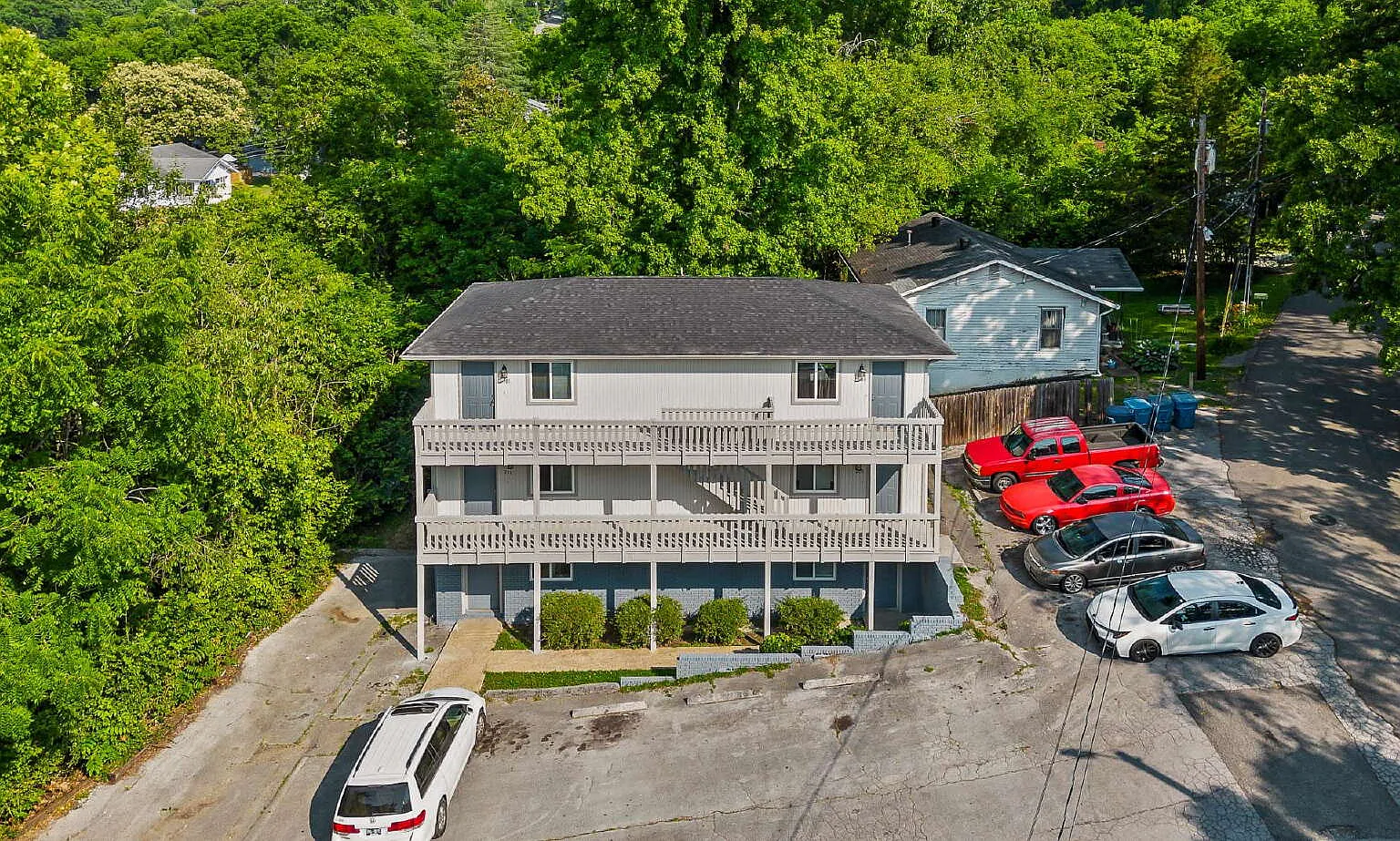 1 bed, 1.0 bath, 649 sqft, $950 — Photo 1