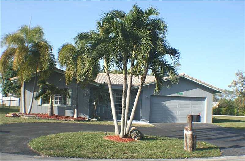 1st image of 11837 NW 27th St