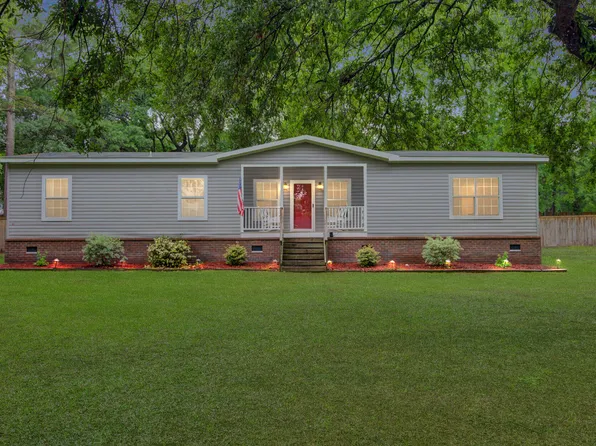 152 Picard Dr, Ladson, SC 29456