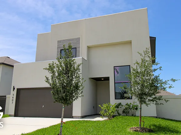 5407 Beefmasters Dr, Laredo, TX 78046