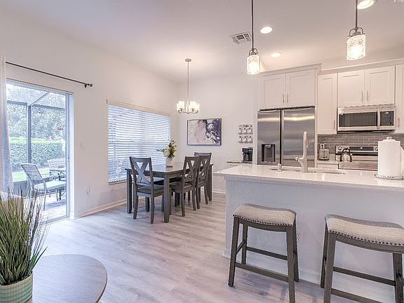 2nd image of 2479 Caravelle Cir