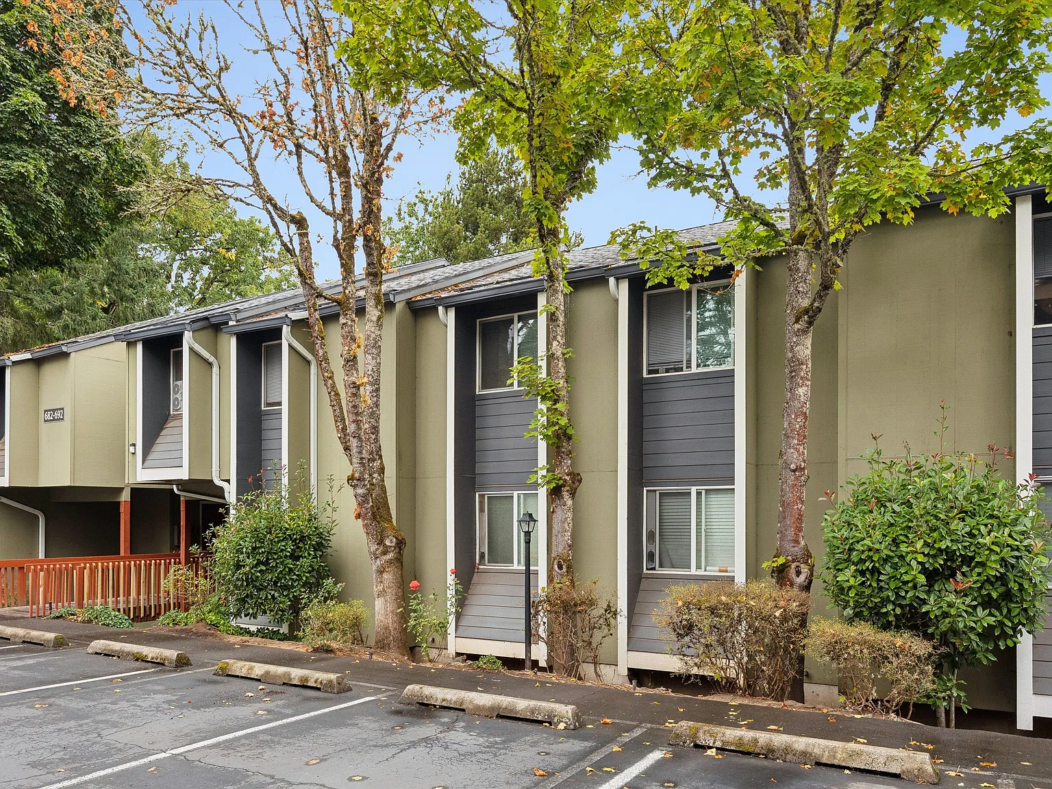 Fairmount Park Apartments — Photo 4