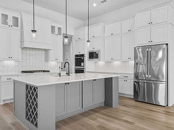 6th image of this home