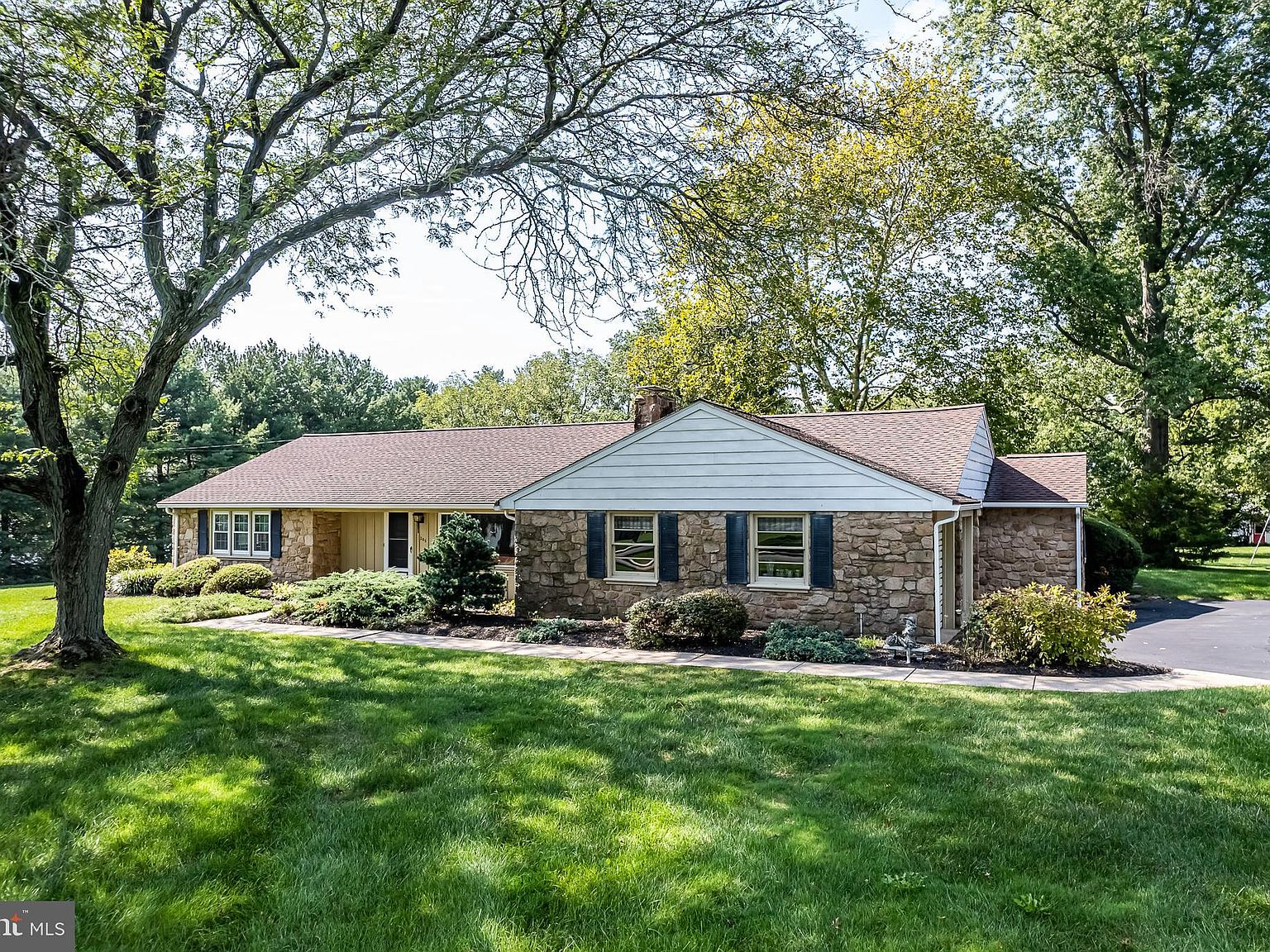 205 Maple Ave, Harleysville, PA 19438 Zillow