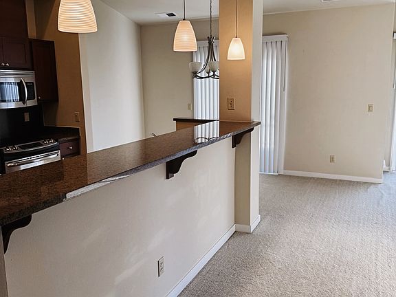 Breakfast bar