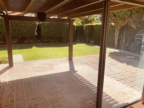 Patio With Metal Patio Cover