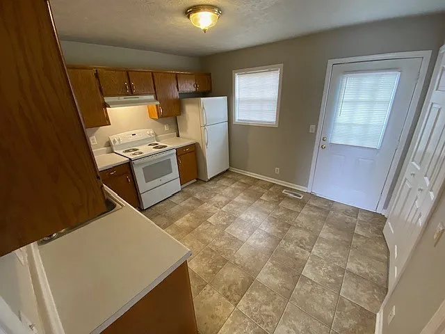 103 Emily Ln #A — Photo 3