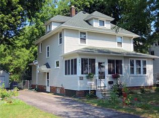 241 River St, Rochester, NY 14612