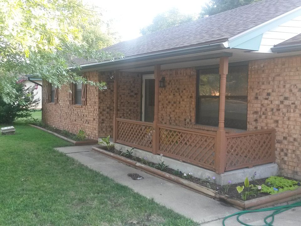 2nd image of 707 S Plum Ave