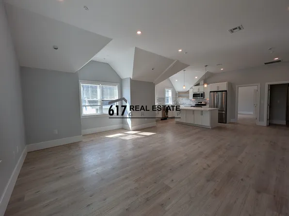 11 Holton St, Allston, MA