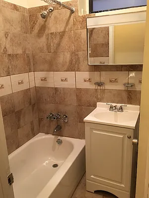 Rented by Lang Realty LLC | media 68