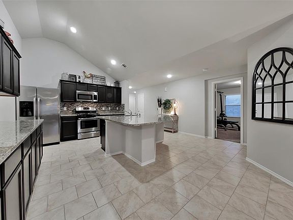 5th image of 9622 Paloma Creek Dr
